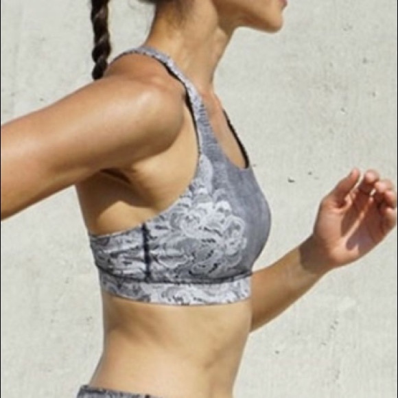 Lululemon Energy Bra (Nulux) - Picture 9 of 9